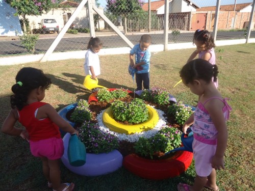horta e jardim em pneus:Prefeitura Municipal de Penápolis horta e jardim em pneus:Prefeitura Municipal de Penápolis
